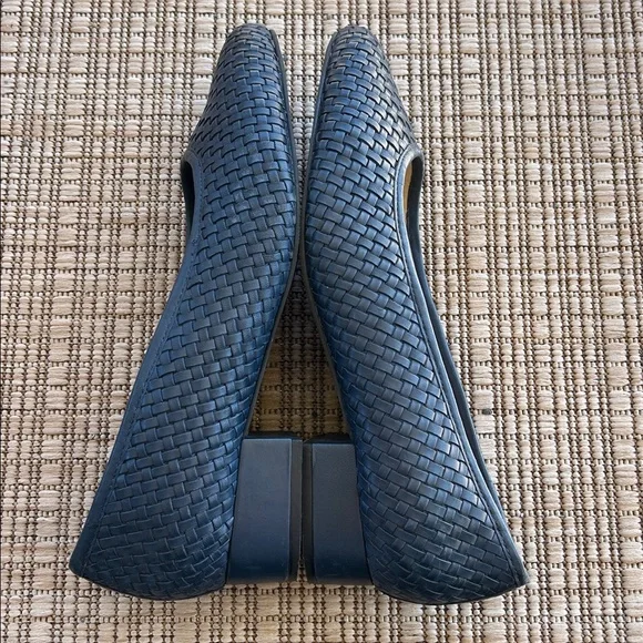 Trotters Woven Navy Blue Heeled Loafers Dress Shoes, Size 10 Wide - Picture 5 of 11